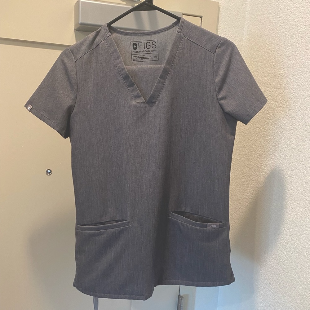Figs Women’s Scrub Set